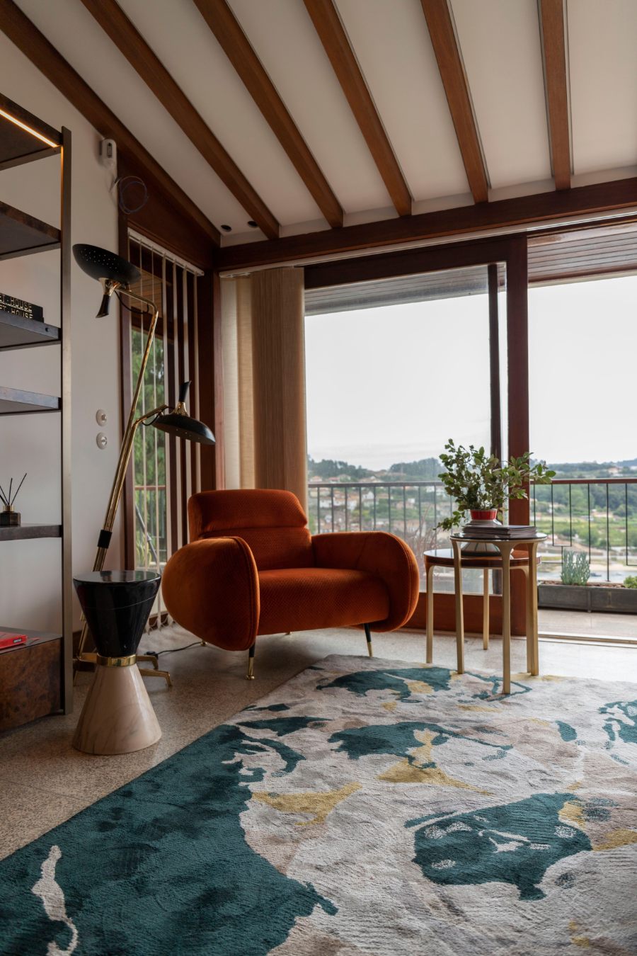 Covet Valley: The Trendiest Mid-Century Modern House