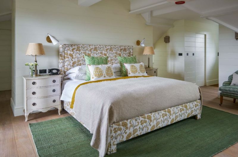 Diversified Rugs Trends from London Interior Designers