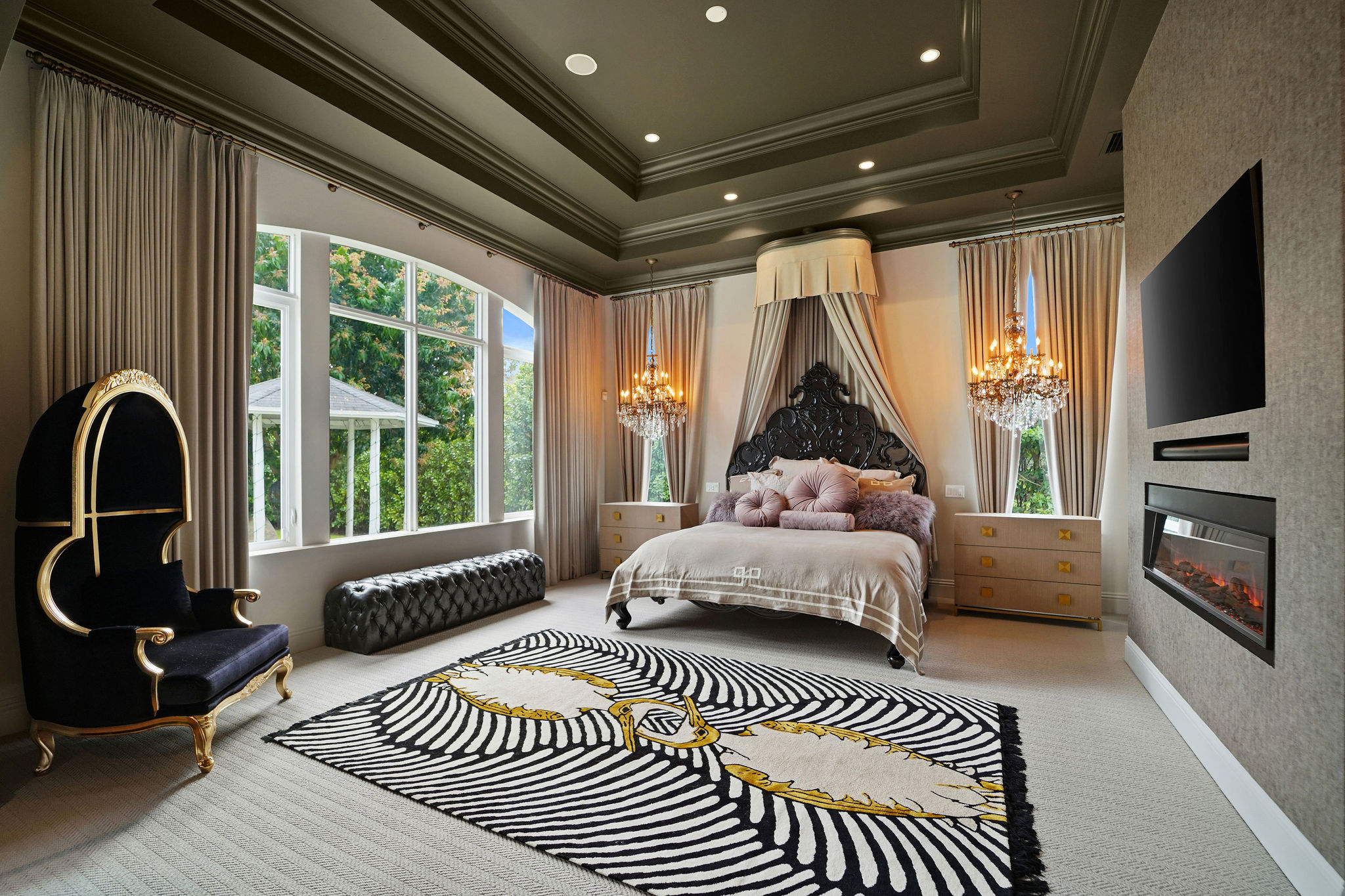 A Romantic Vibe With Eclectic Accents - The New Project By Hillary White With Rug'Society