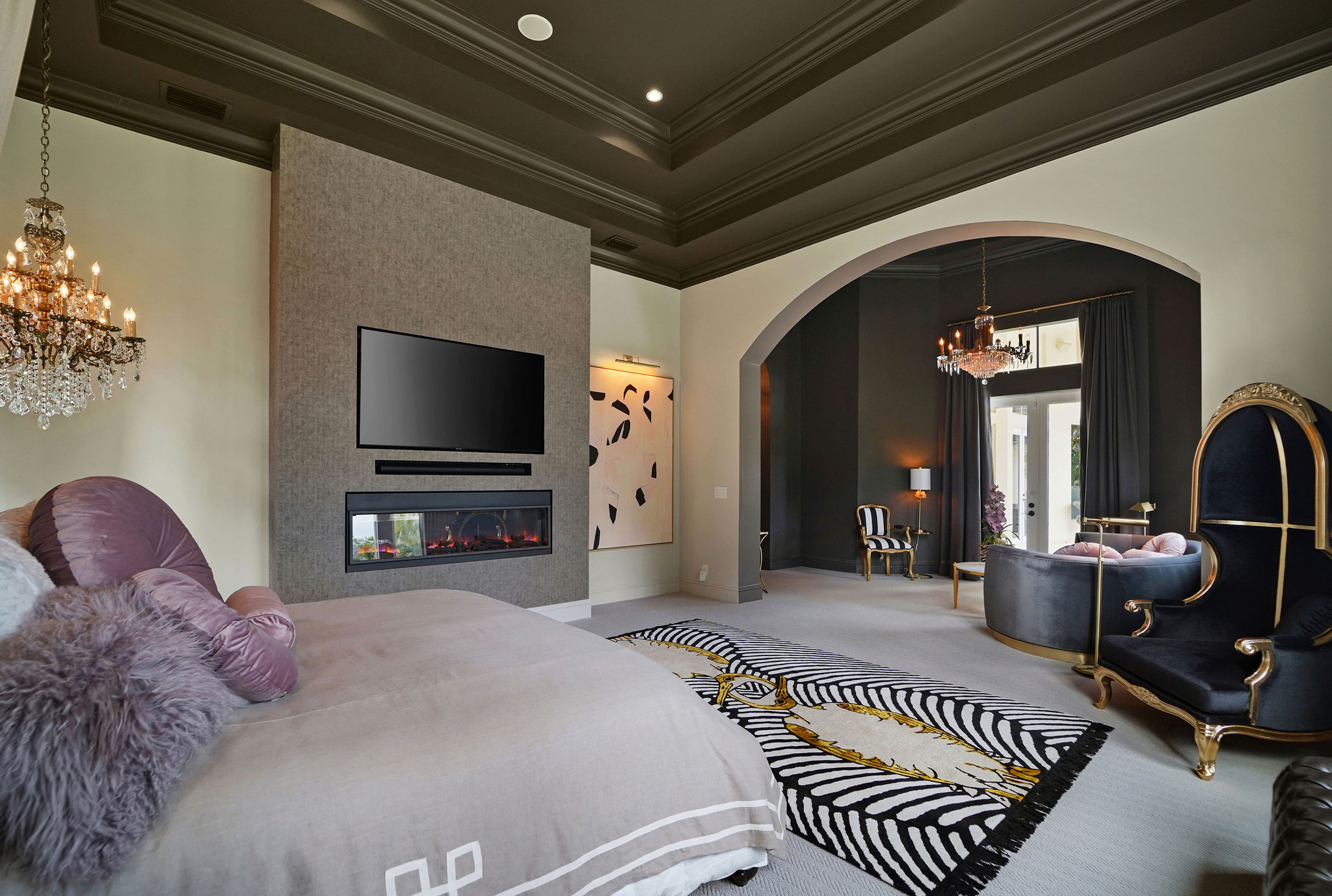A Romantic Vibe With Eclectic Accents - The New Project By Hillary White With Rug'Society