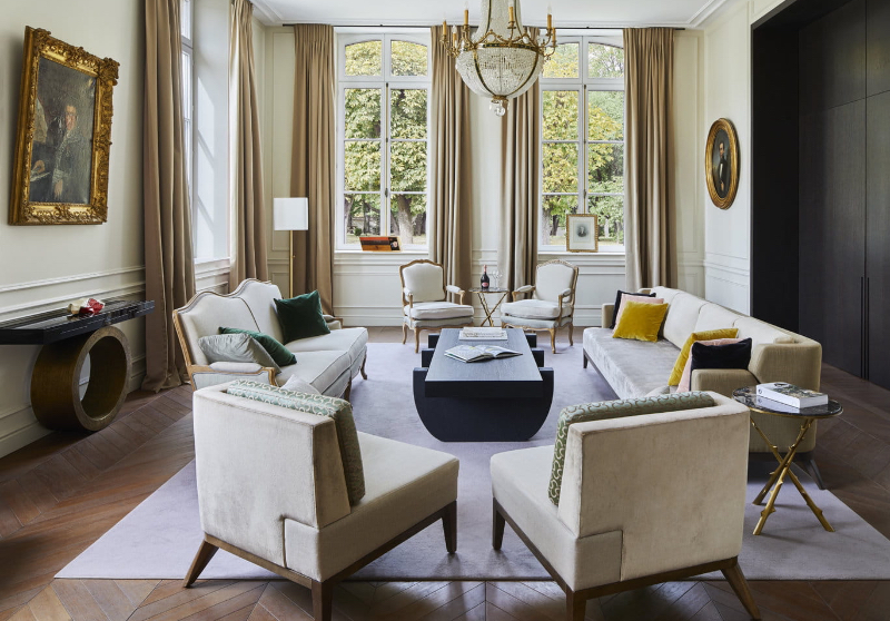 Elliott Barnes Interiors create Delicate Projects with Wonderful Rugs