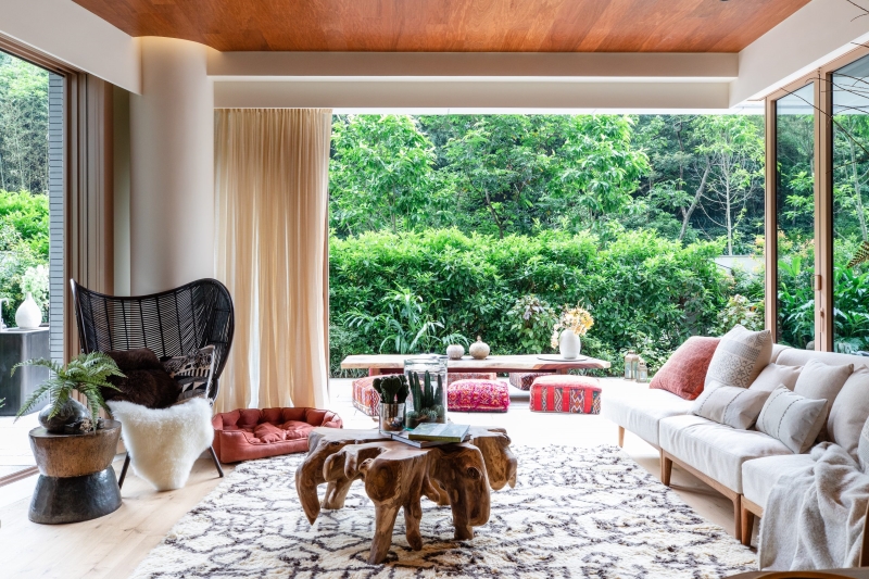 Modern Rug Designs by Liquid Interiors Residential Projects - Mount Pavillia Living Room