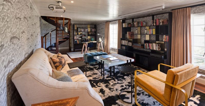 Solving Spaces - Bespoke House Decoration With Modern Rugs