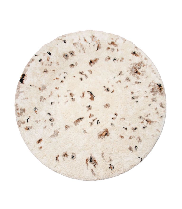 Oslo Rug by Rug'Society - Interior Design Tips On How To Pull Off Round Rugs