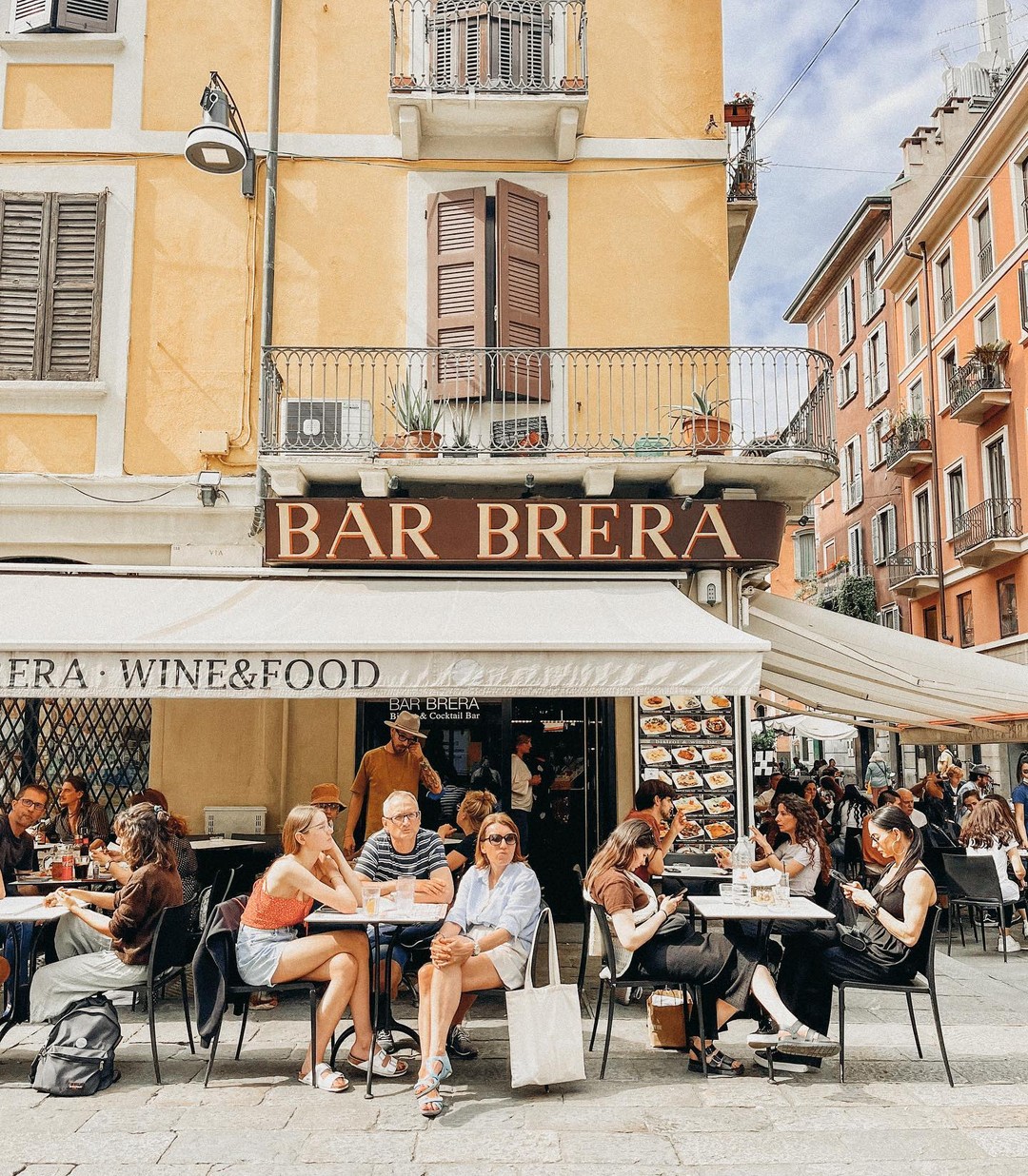 Milan Travel Guide: The Ultimate Guide For Design Lovers | 2023