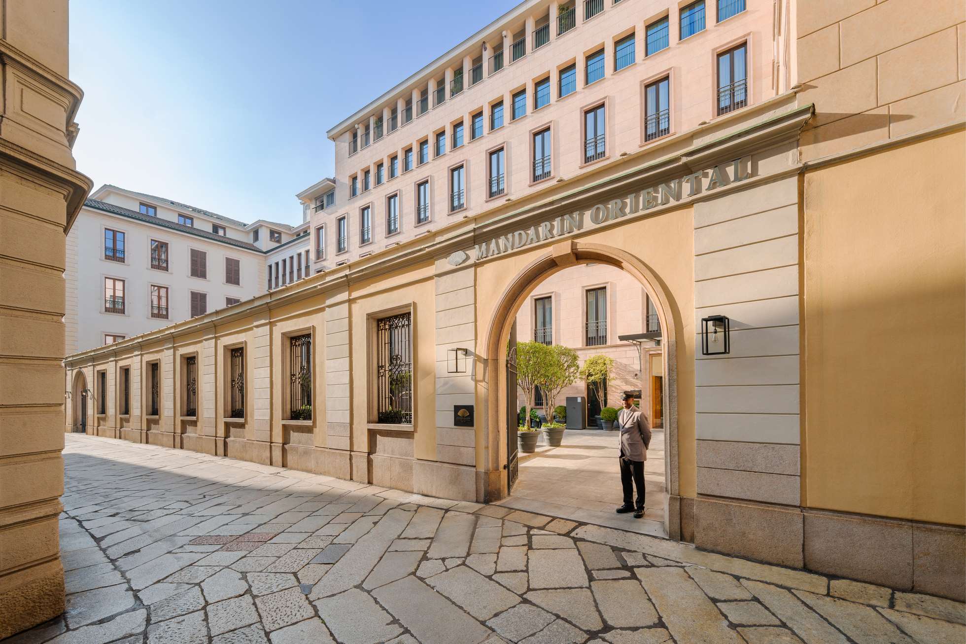 Milan Travel Guide: The Ultimate Guide For Design Lovers | 2023
