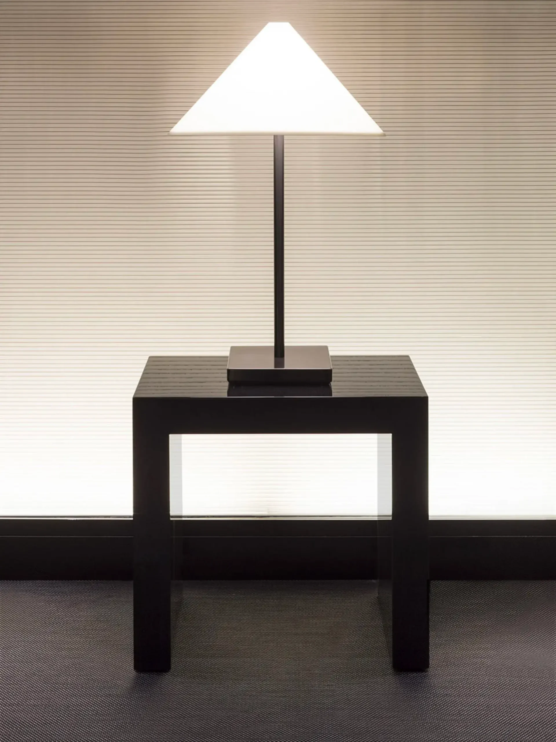 A Collection Of 50 Luxury Side Tables: Elegance, Opulence & Uniqueness