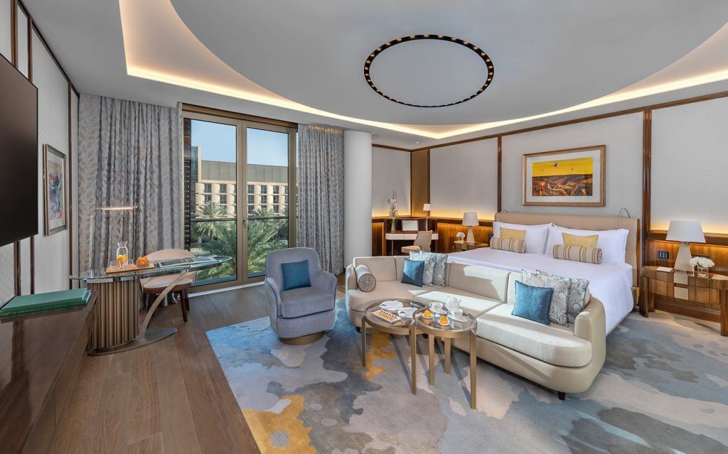 Af Faisaliah Hotel - Discovering the Best 20 Luxury Hotels In Saudi Arabia