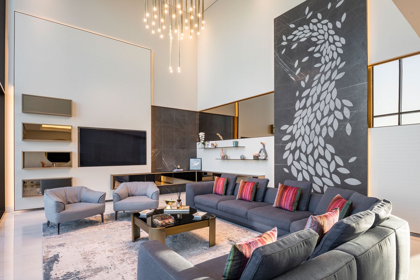 Palazzo Morelli: Refined Elegance in Tailor-made Contract Design