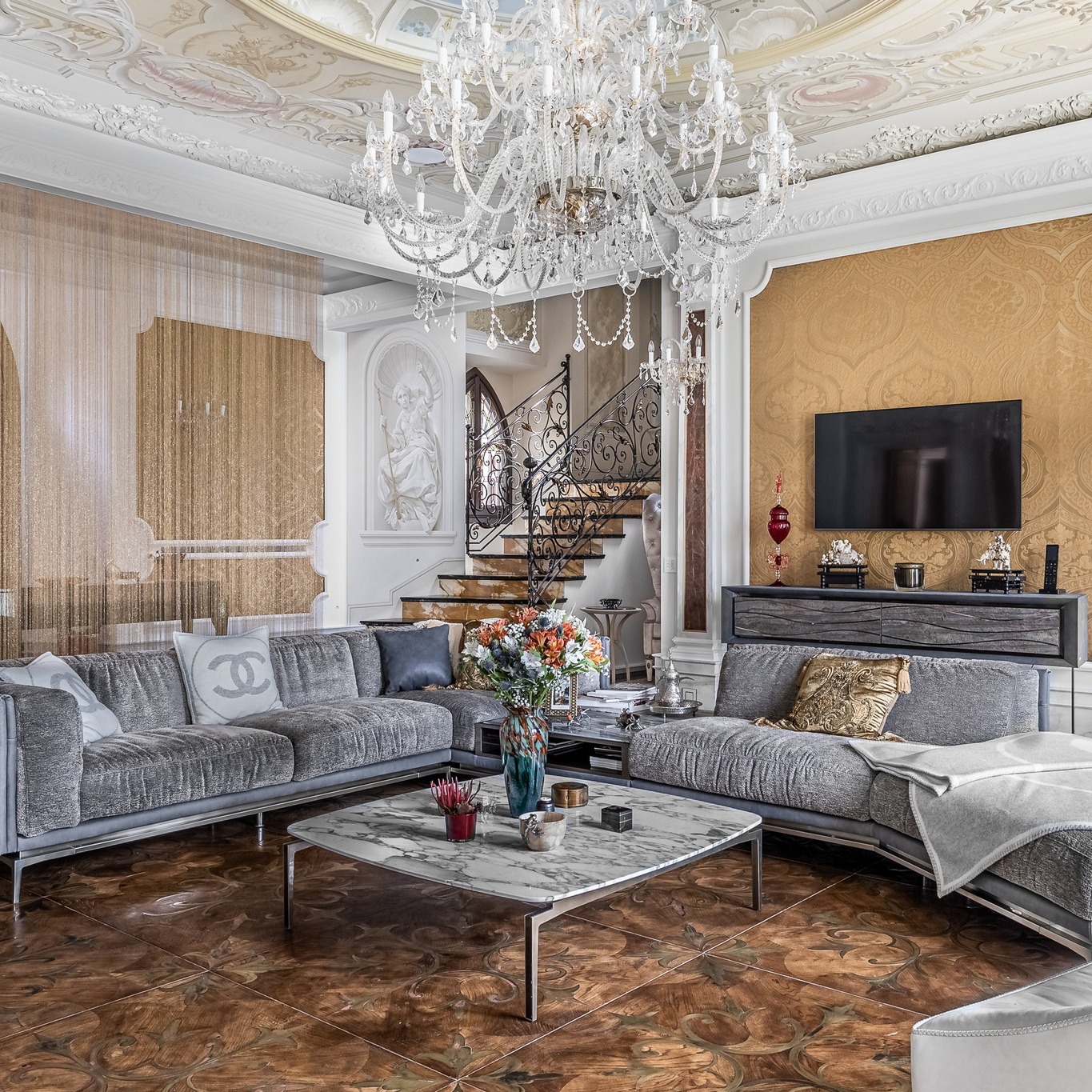 Palazzo Morelli: Refined Elegance in Tailor-made Contract Design