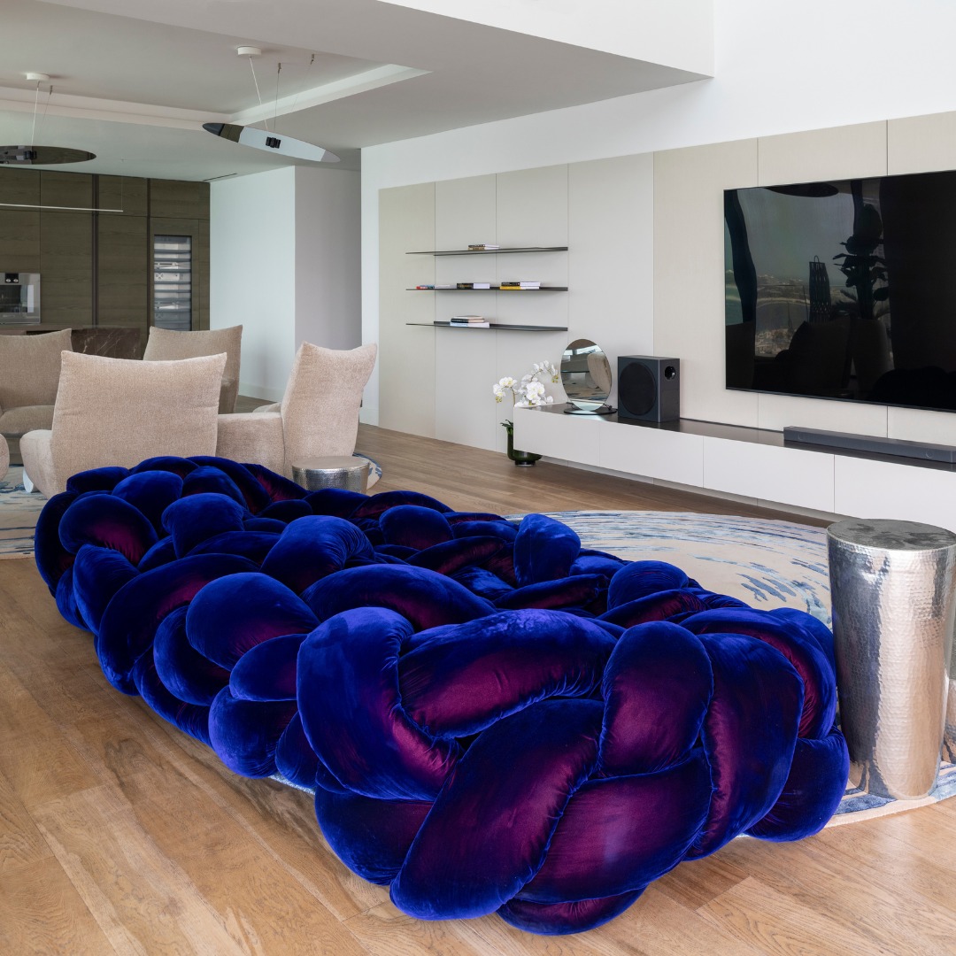 Palazzo Morelli: Refined Elegance in Tailor-made Contract Design