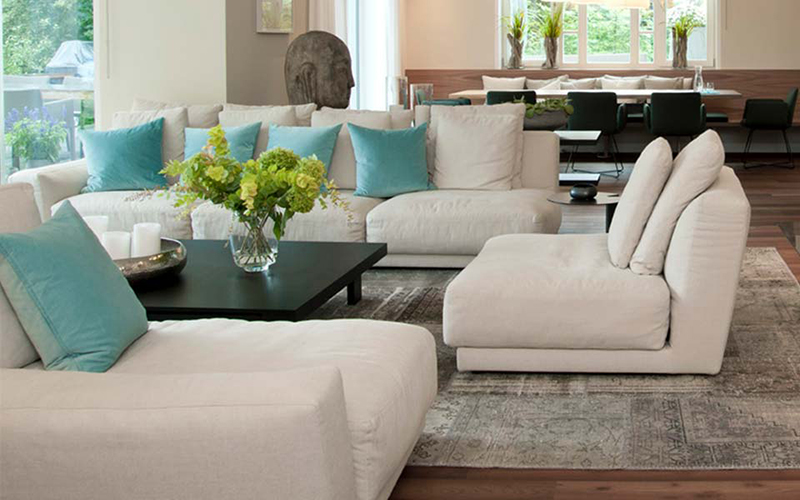 TOP 20 Munich Interior Designers with rugs inspiration