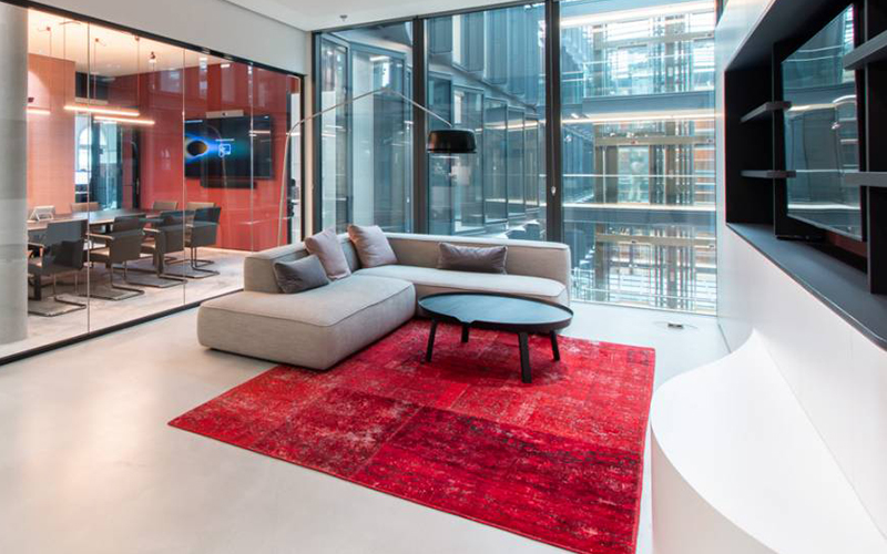 Neutral and colorful rugs ideas from the finest Frankfurt Interior Designers