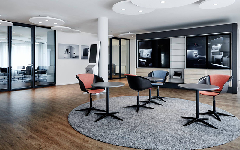 Neutral and colorful rugs ideas from the finest Frankfurt Interior Designers