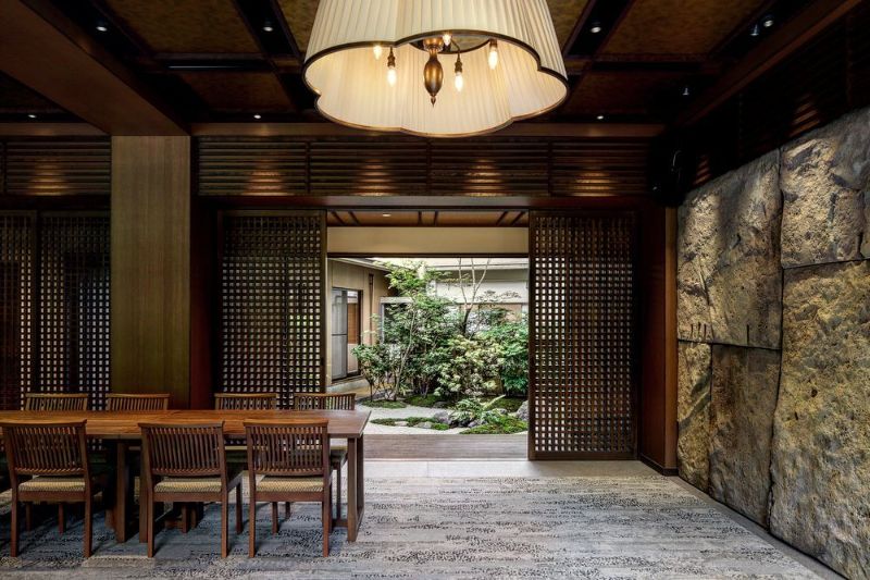 20 Spectacular Rugs Inspirations from Tokyo Interior Designers