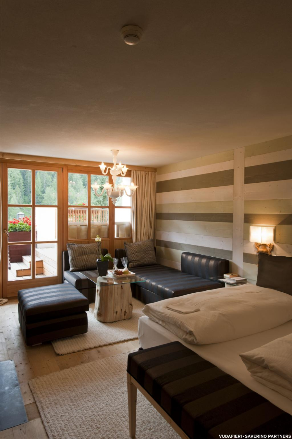 Vudafieri-Saverino Partners Contemporary Interior Design