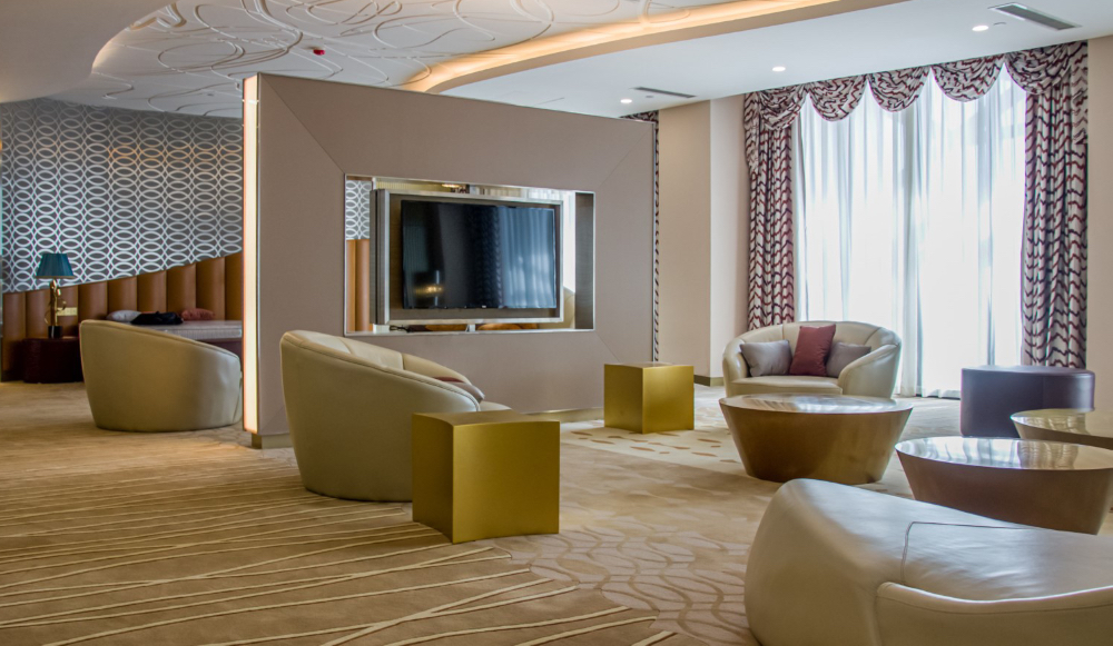 Impressive Design Projects with Luxurious Rugs by Xavier Cartron