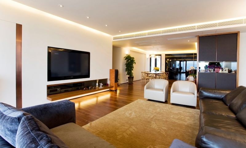POTT: Rug Design Ideas - Evergreen Villa - Modern Dining Room