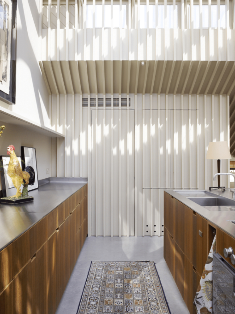 Modern kitchen Inspiration by Caroline Riddell