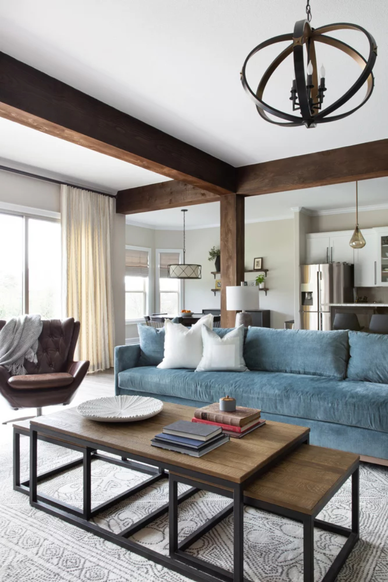 BANDD DESIGN: Rug Design Inspiration. A living room with a wide white rug with grey details.